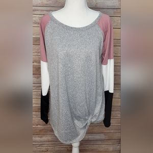 Long Blocked Colored Sleeve Top with Knot in Gray - Medium